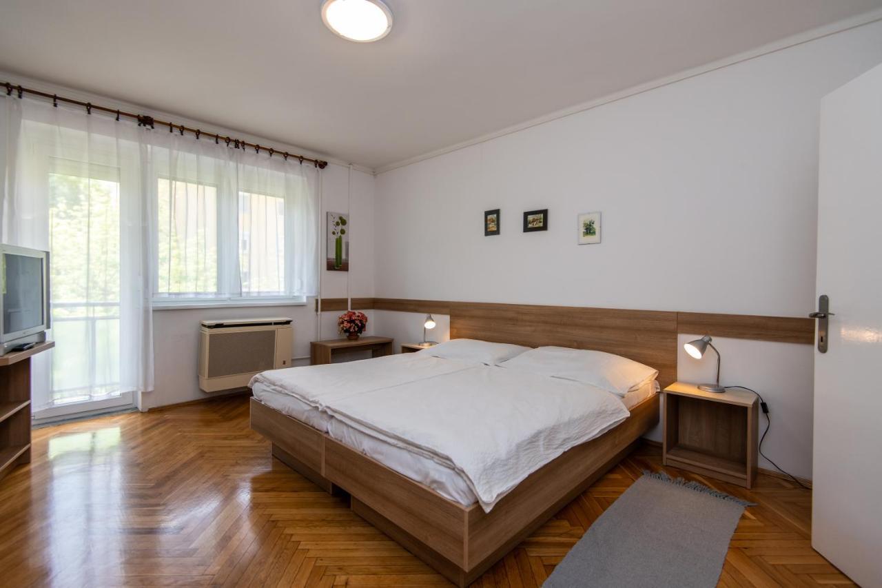 Kis Janos Apartman Шопрон Экстерьер фото