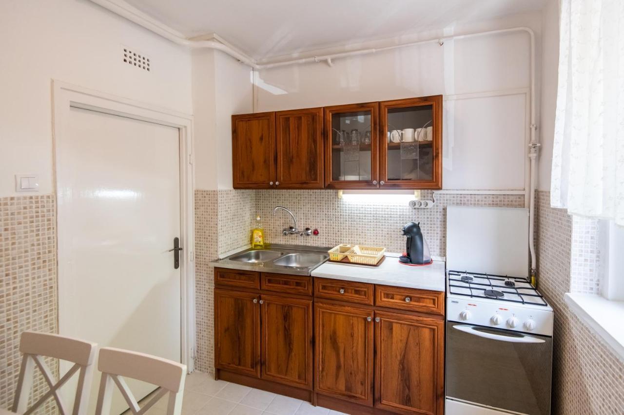 Kis Janos Apartman Шопрон Экстерьер фото